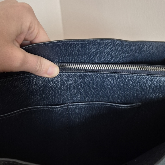 Coach Charlie Carryall *Missing Full Coach Logo - Picture 14 of 16